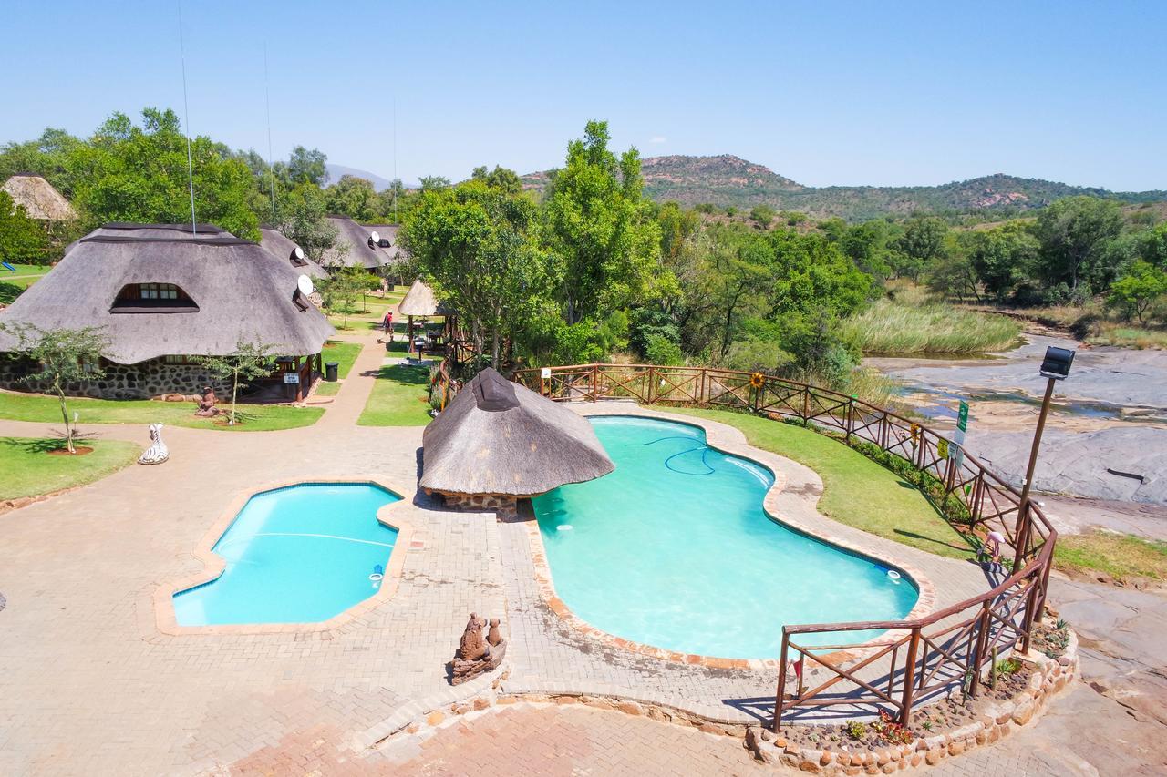 Thandabantu Game Lodge Roossenekal Exterior foto